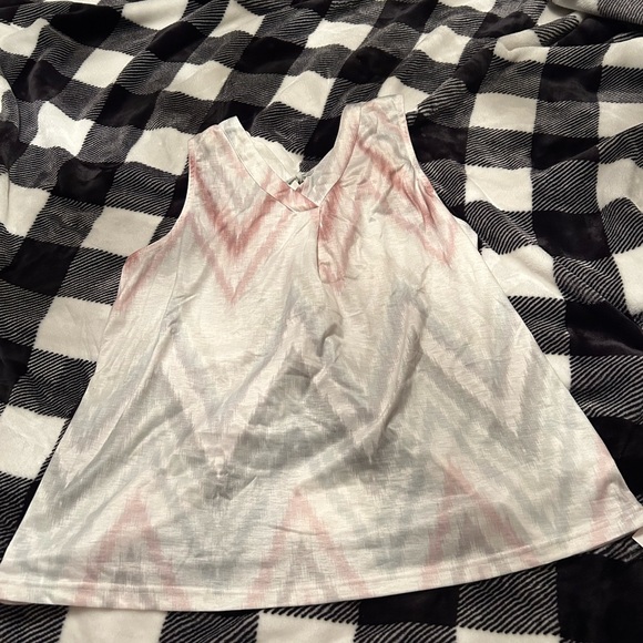 Cupshe new tank - Picture 4 of 4